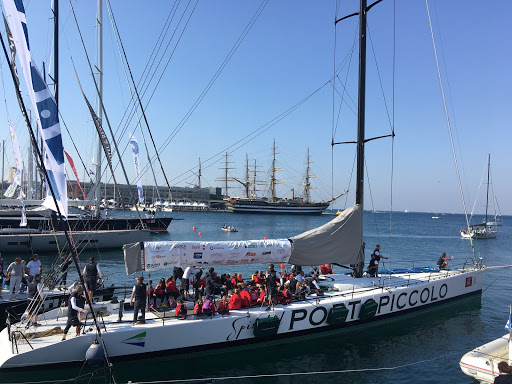 Tutti i ragazzi su Spirit of Portopiccolo