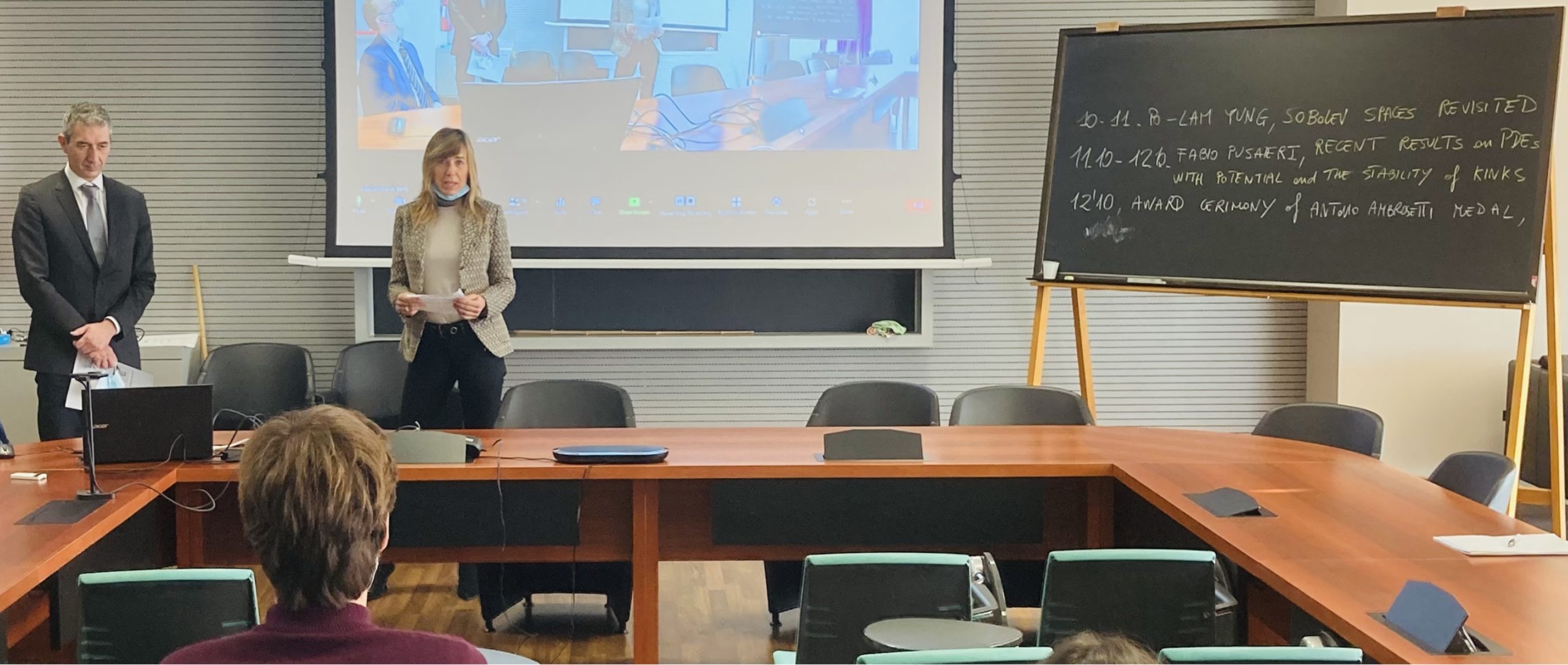 header cosa facciamo@2x scaled